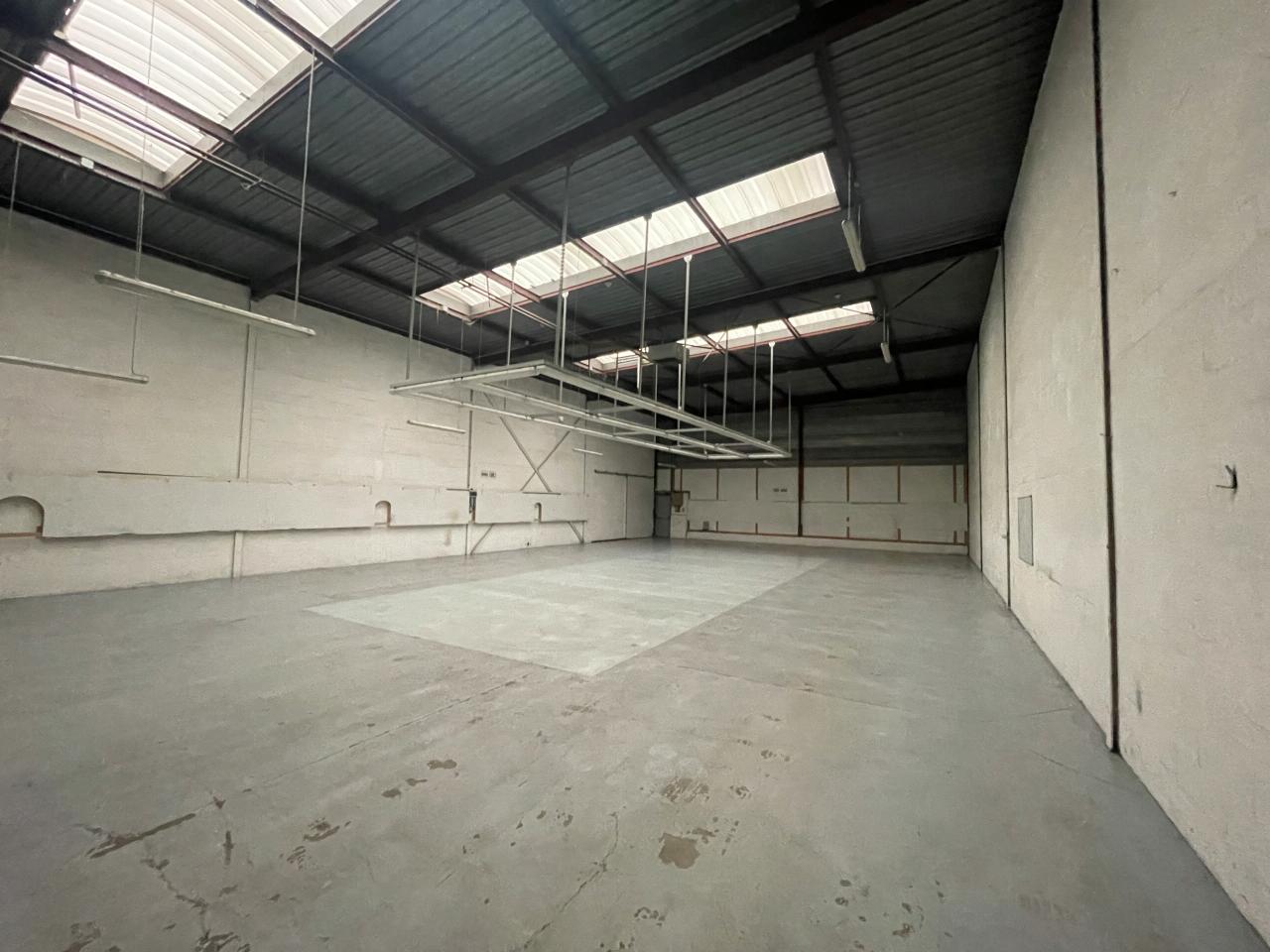 Local d'activité Buc 1015m² Location local d'activité Buc Yvelines OLACT2426780 7